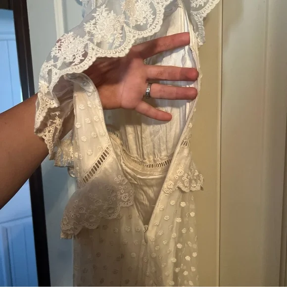 Spell Chloe Gown - Picture 9 of 16